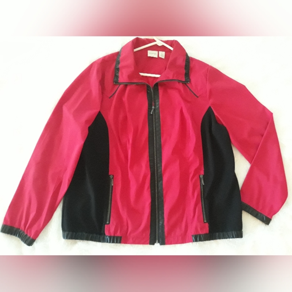 Chico's Zenergy Red and Black Windbreaker Size 2(Large)